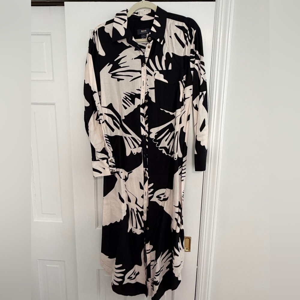 Anthropologie Black and Cream Long Sleeve Dress